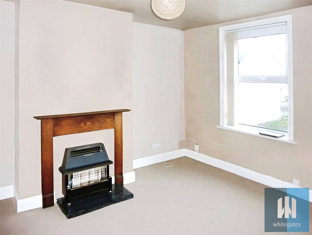 Property photo 2 of 8 Picture No. 18