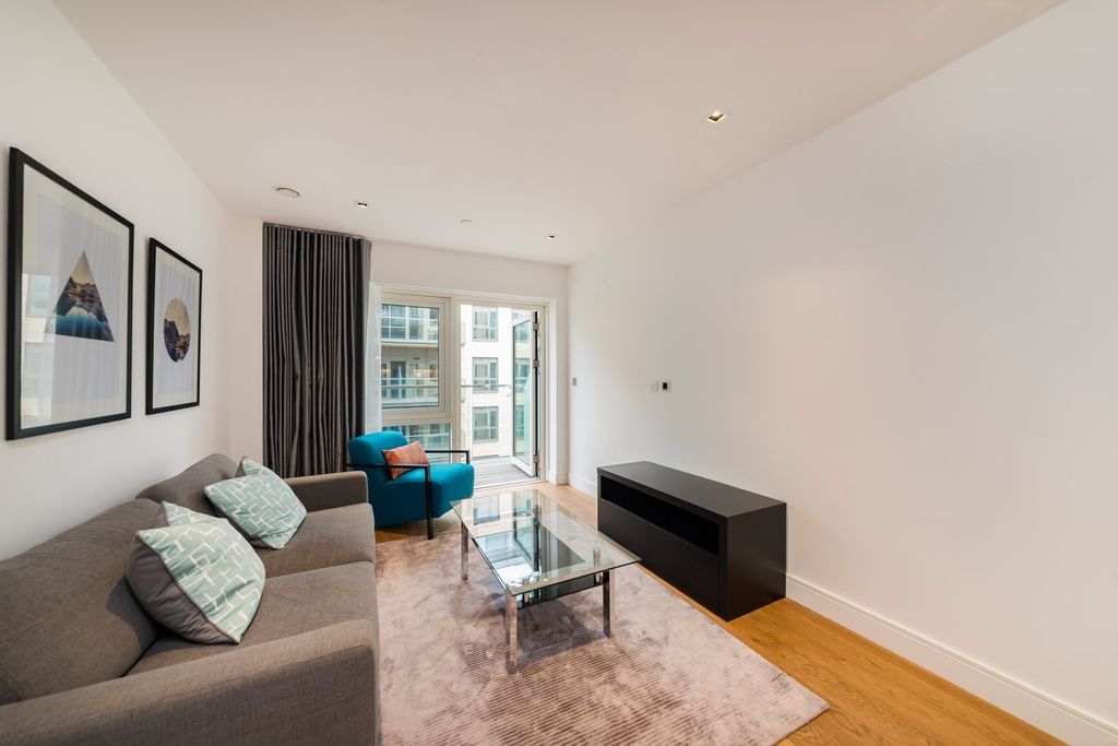 Property photo 1 of 5