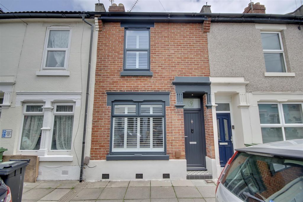 Property photo 2 of 15 E4D28570-CC27-4125-Ba0B-1A0B66B603A6_1_201_A.Jpeg
