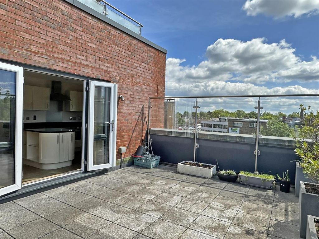 Additional image 19 of 2 bed flat for saleLondon Road, East Grinstead RH19