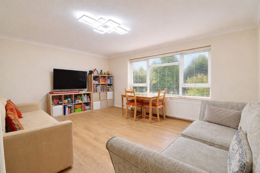 Property photo 2 of 7 Picture No. 09