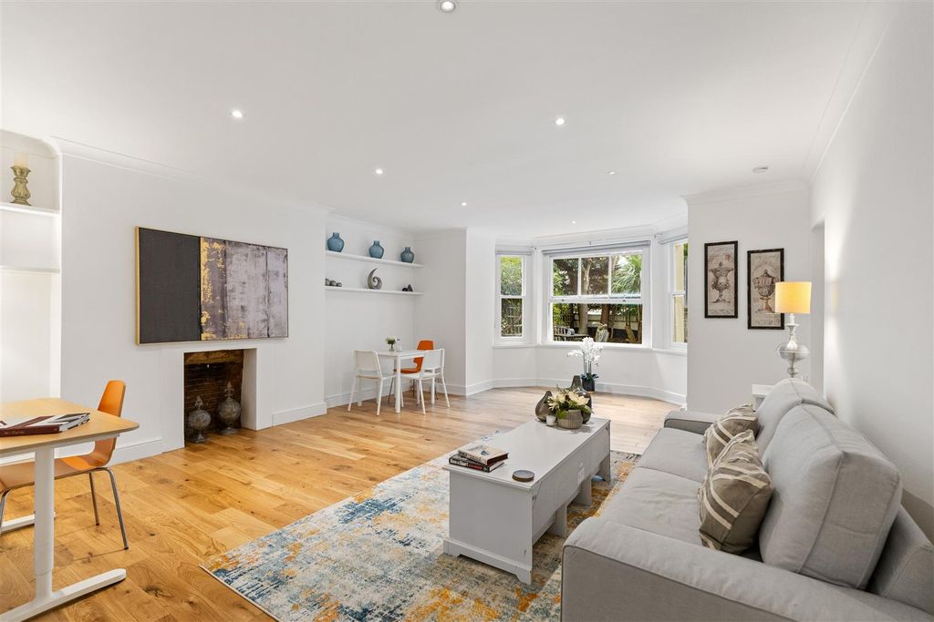 Property photo 1 of 9