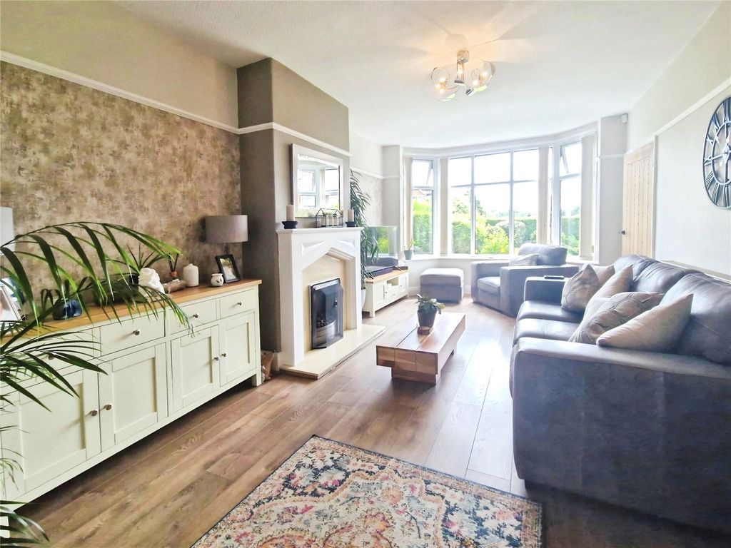 Property photo 2 of 18 Picture No. 05