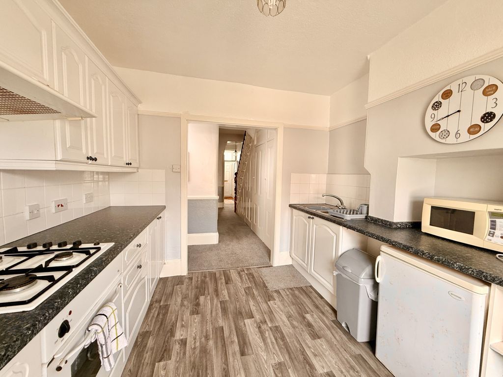 Property photo 2 of 14 Photo 11