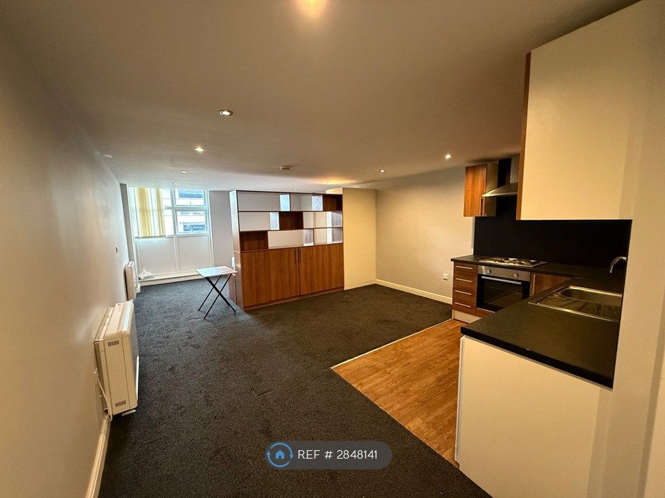 Property photo 3 of 6