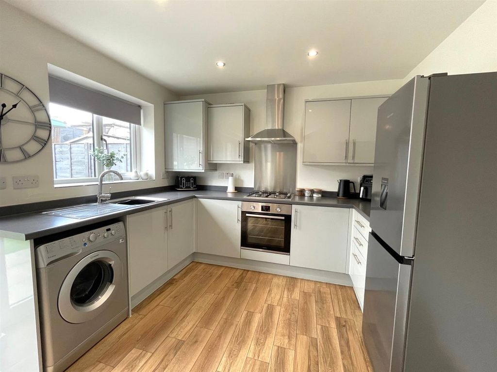 Property photo 3 of 24 d2.Jpg