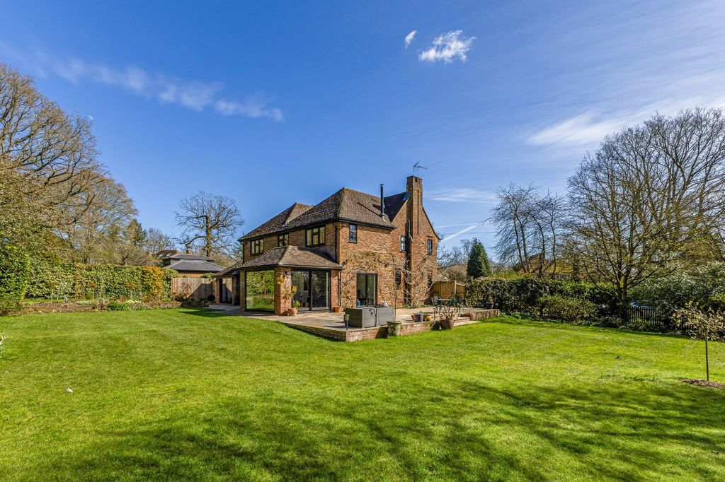 Additional image 5 of 4 bed detached house for saleSauncey Wood, Harpenden, Hertfordshire AL5