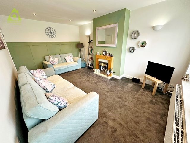 Property photo 3 of 21
