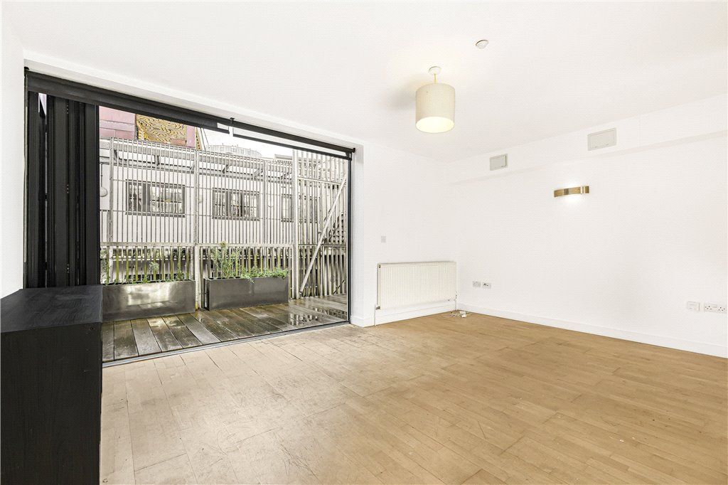 Property photo 2 of 32 Reception Room