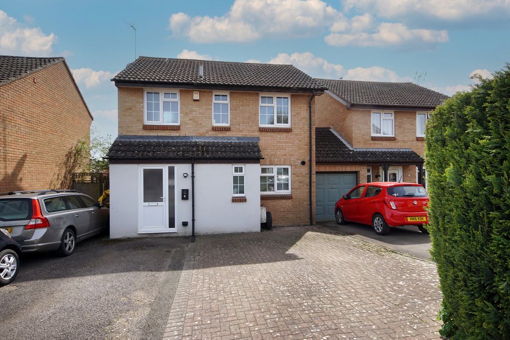 Property photo 1 of 21