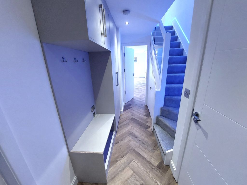 Property photo 3 of 37 200A13