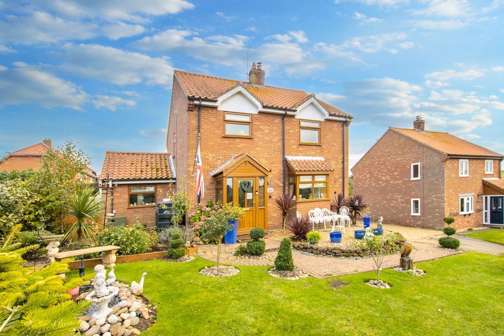 Property photo 1 of 25 3663120