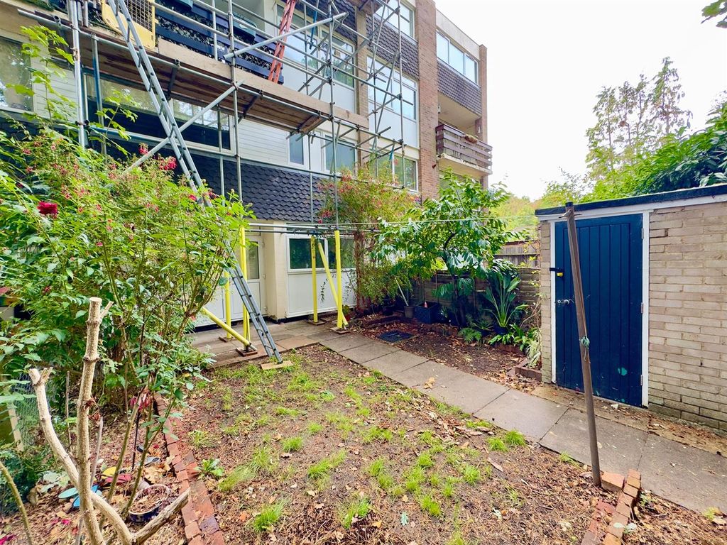 Property photo 2 of 17 Rear Garden
