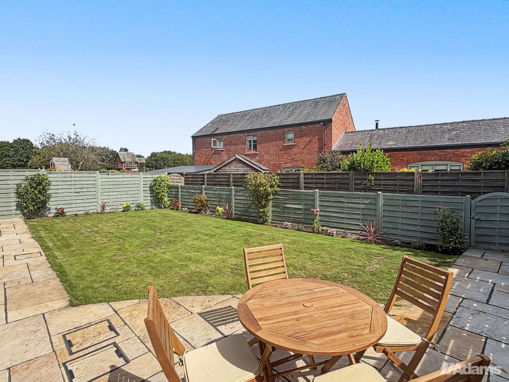Property photo 2 of 46
