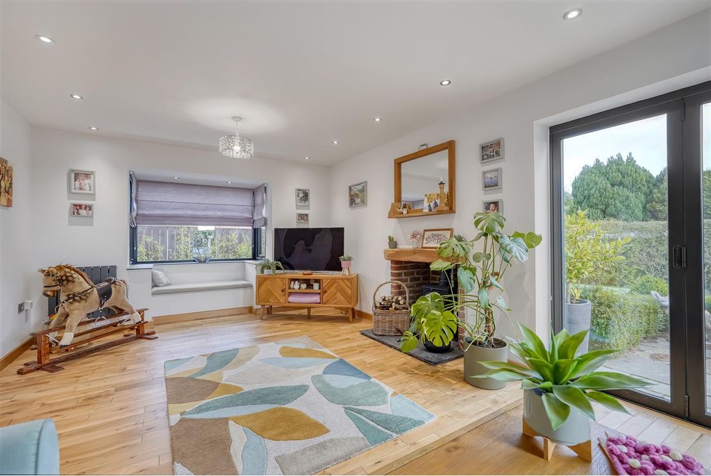 Additional image 9 of 3 bed detached house to rentHigh West Road, Crook DL15