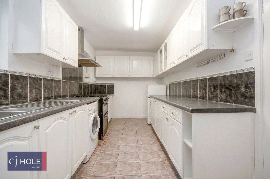 Property photo 1 of 9 Picture No. 43