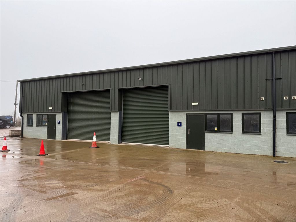 Property photo 2 of 5 Picture No. 09