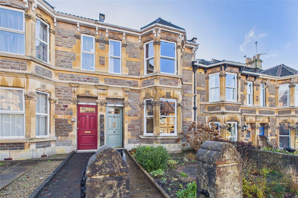 Property photo 1 of 18 Picture No. 11