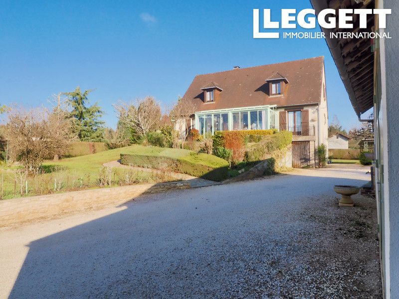 Property photo 2 of 10