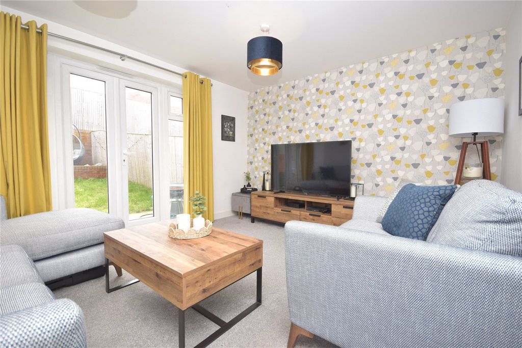 Property photo 2 of 16 Picture No. 02