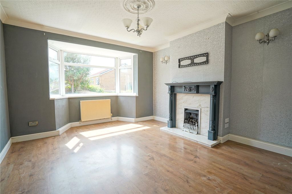 Property photo 2 of 10 Picture No. 05