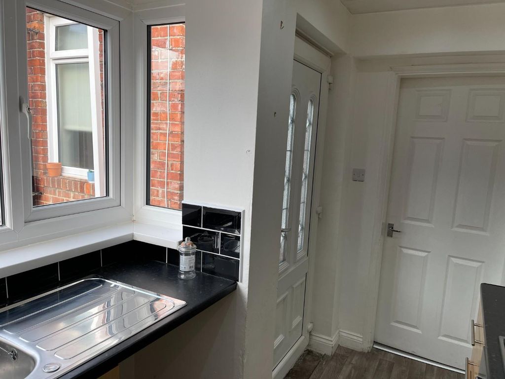 Property photo 3 of 10 Img_0454.Jpg