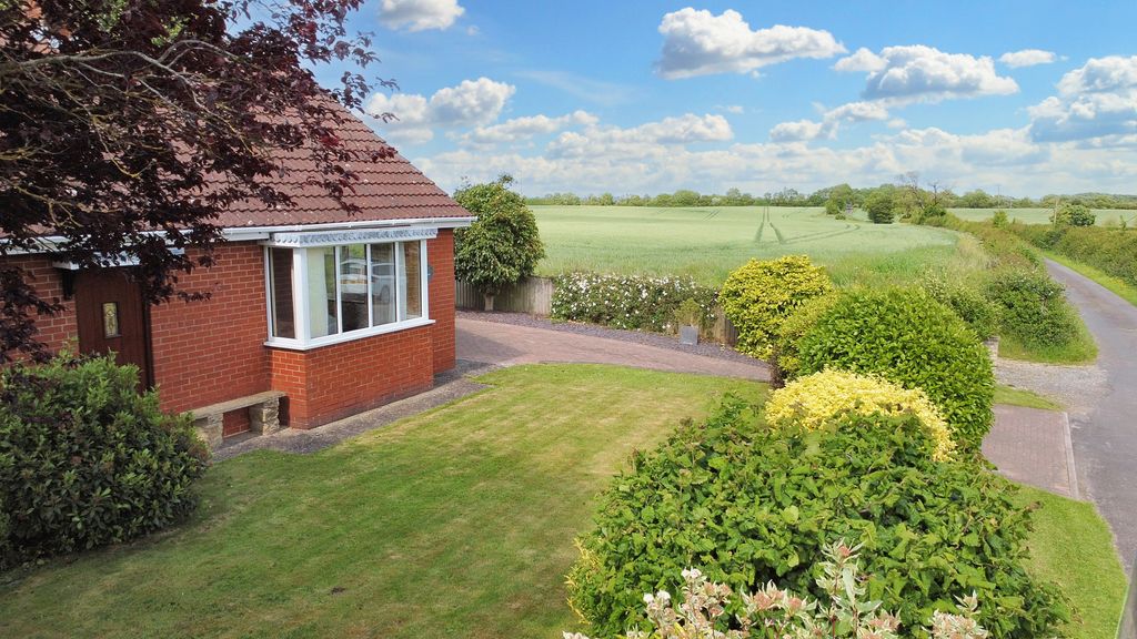 Property photo 3 of 30