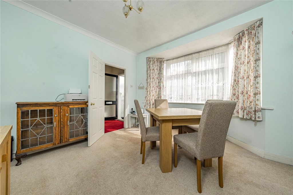 Property photo 3 of 12 Picture No. 02