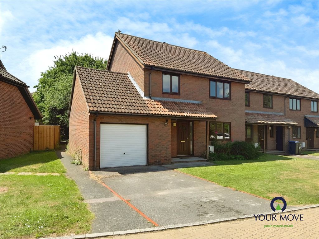 Property photo 1 of 10 External