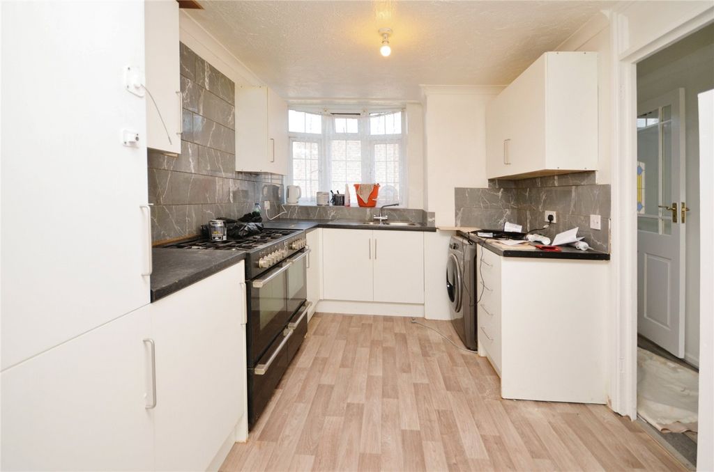 Property photo 2 of 9 Picture No. 05