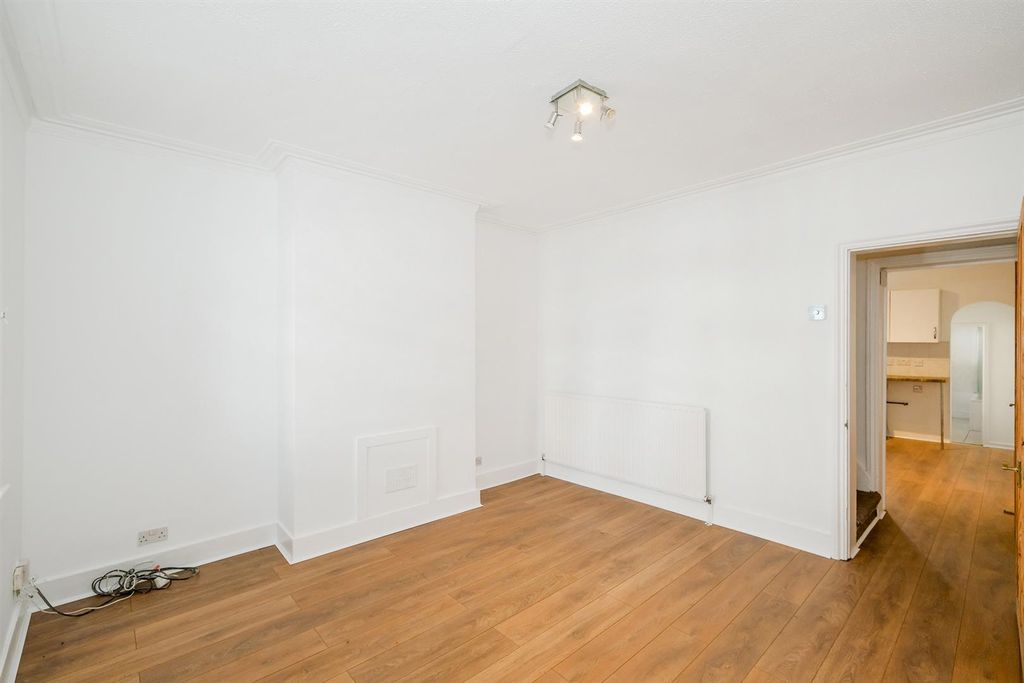 Property photo 3 of 28 235 Maybank Road-13_Web.Jpg