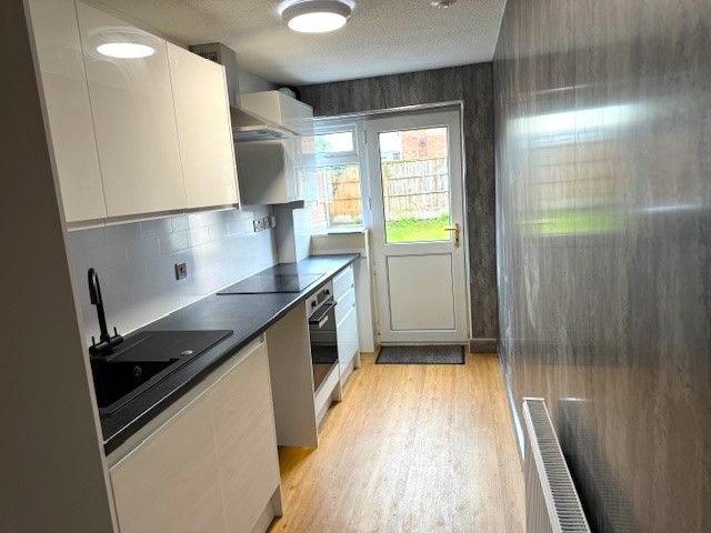 Property photo 3 of 9 1