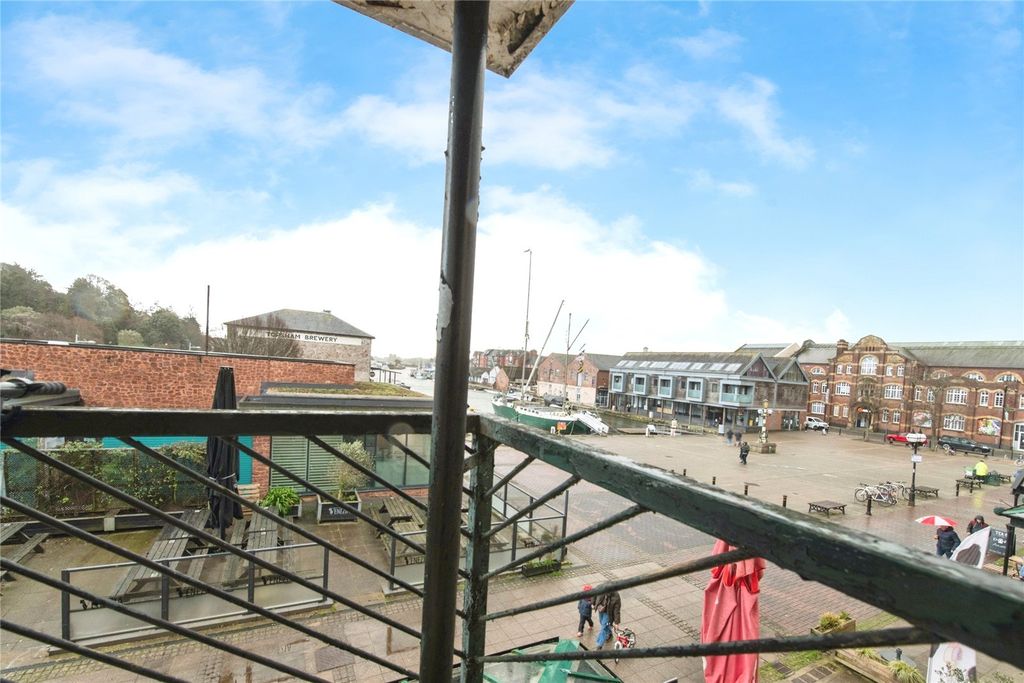 Property photo 3 of 17 Picture No. 06