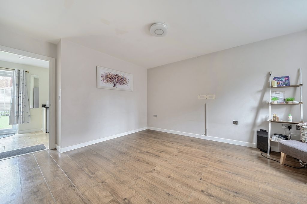 Property photo 3 of 21 1-69Fe2668A3F61-1455911 (13)-1