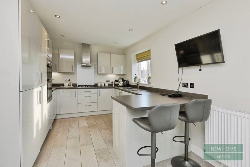 Property photo 3 of 19 Photo 17