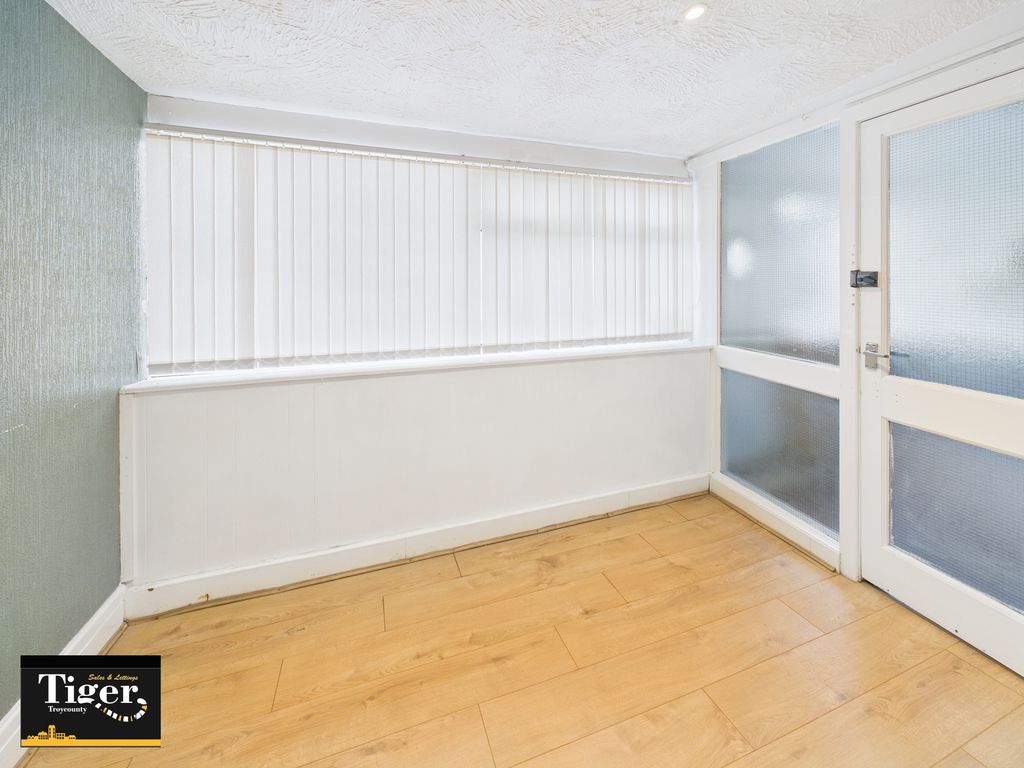 Property photo 2 of 6 Cam02176G0-Pr0808-Still002