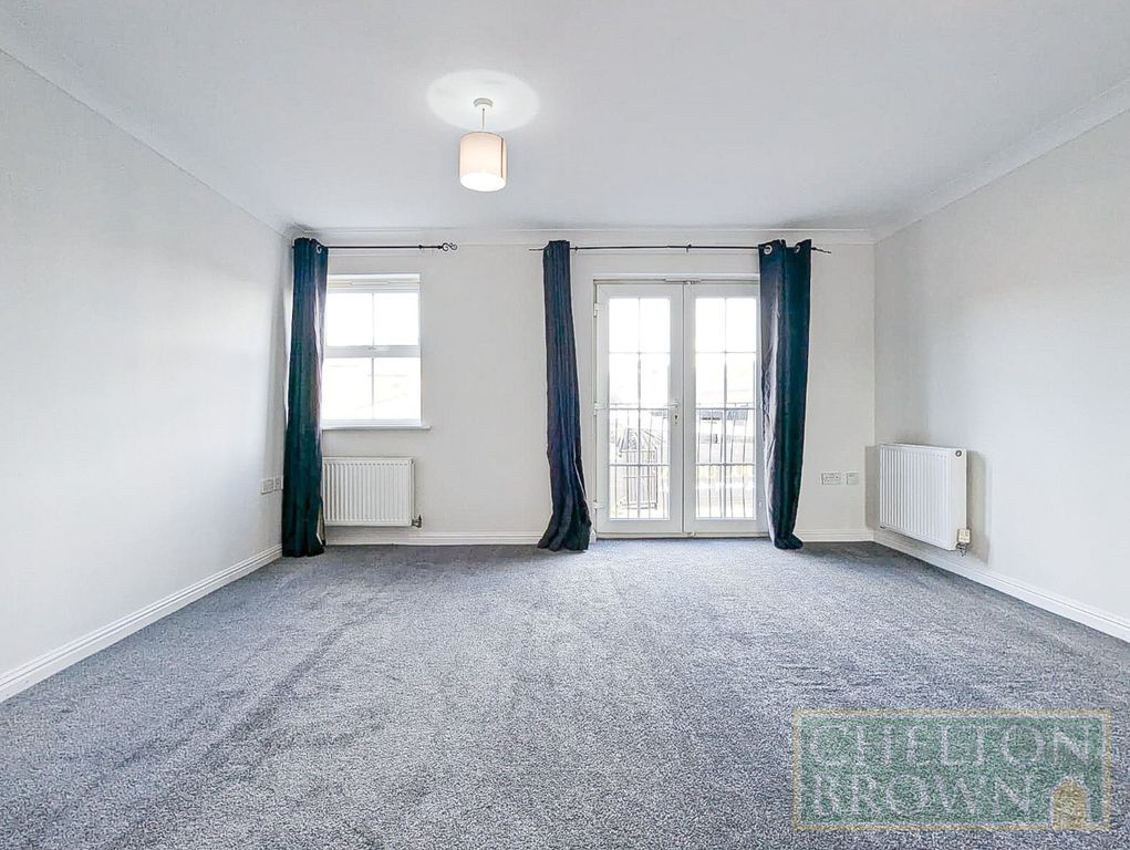 Property photo 3 of 11 Living Room