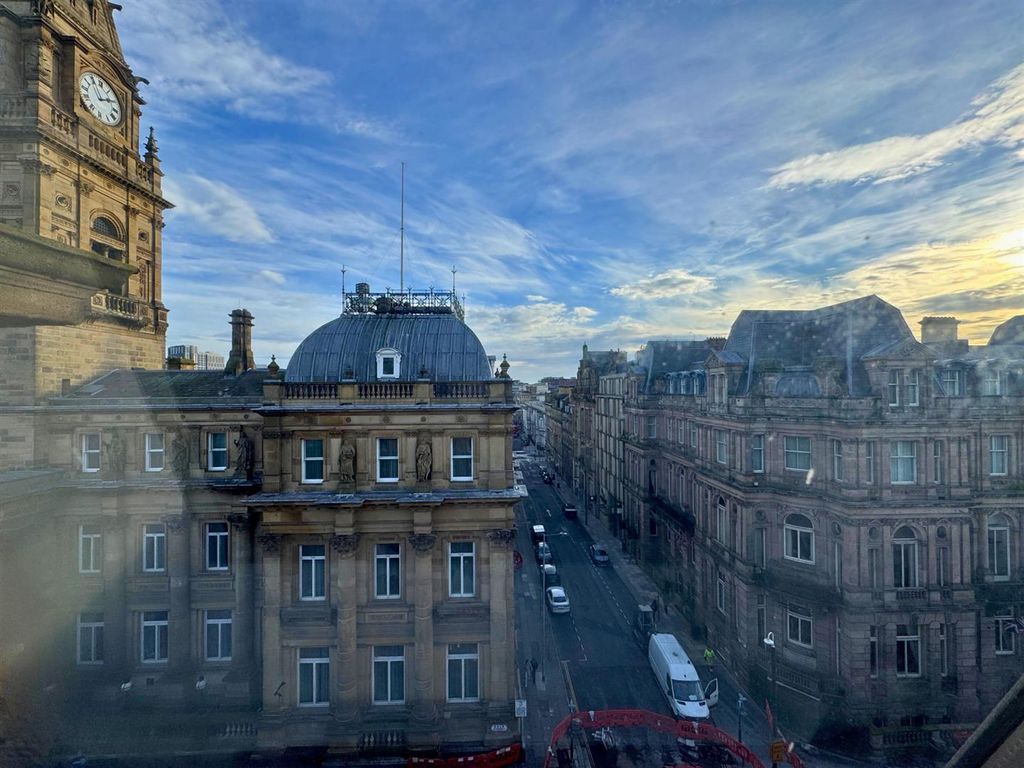 Property photo 2 of 9 4.Png