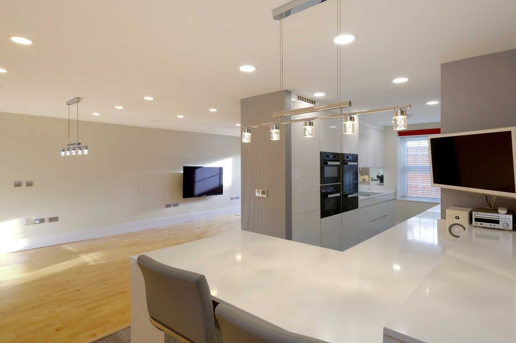 Property photo 2 of 13 Picture No. 25