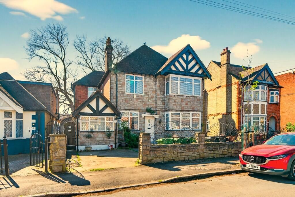 Property photo 1 of 25 c0Fc7dc4B1d9A708Be2c6B91Fb4d4858.Jpeg