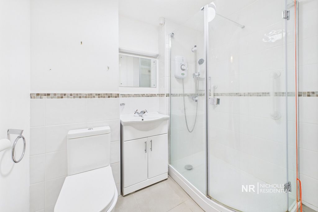 Property photo 3 of 10 Shower Room