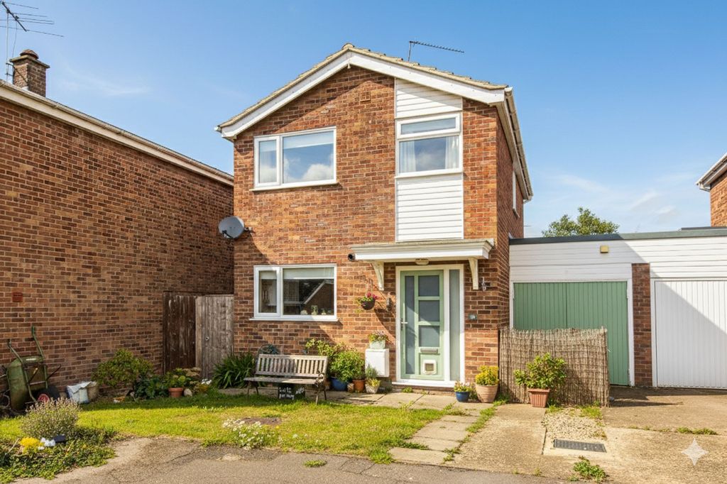 Property photo 1 of 17