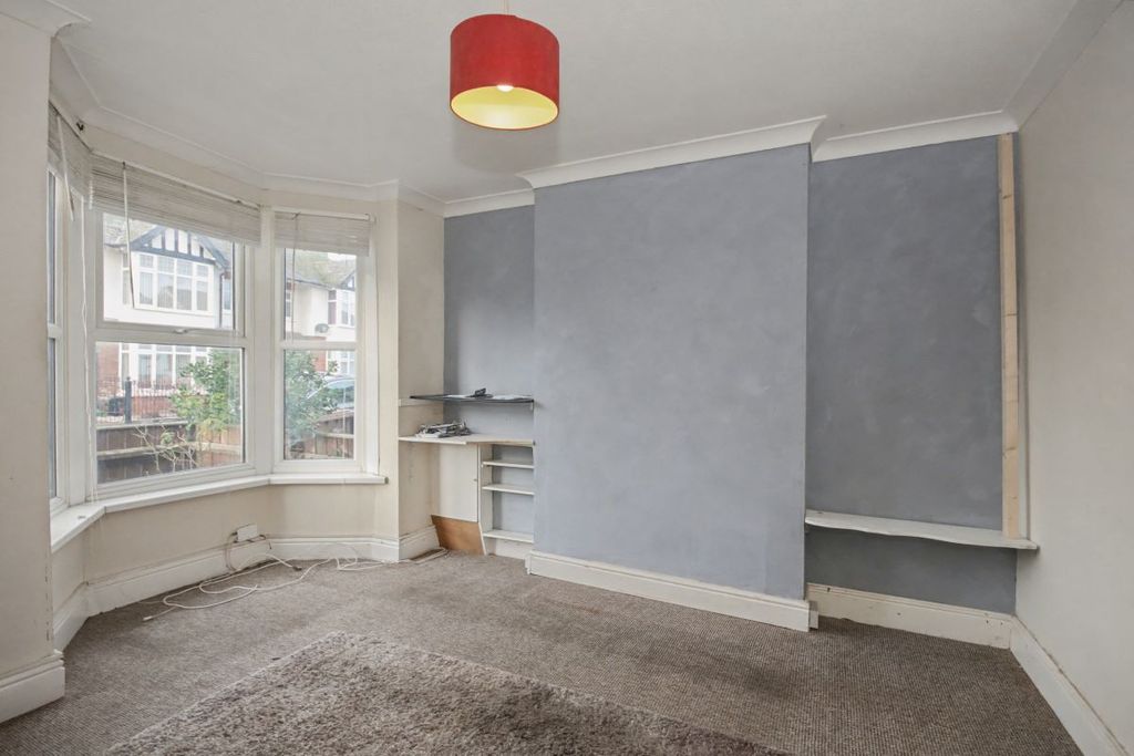 Property photo 3 of 10 Image 3