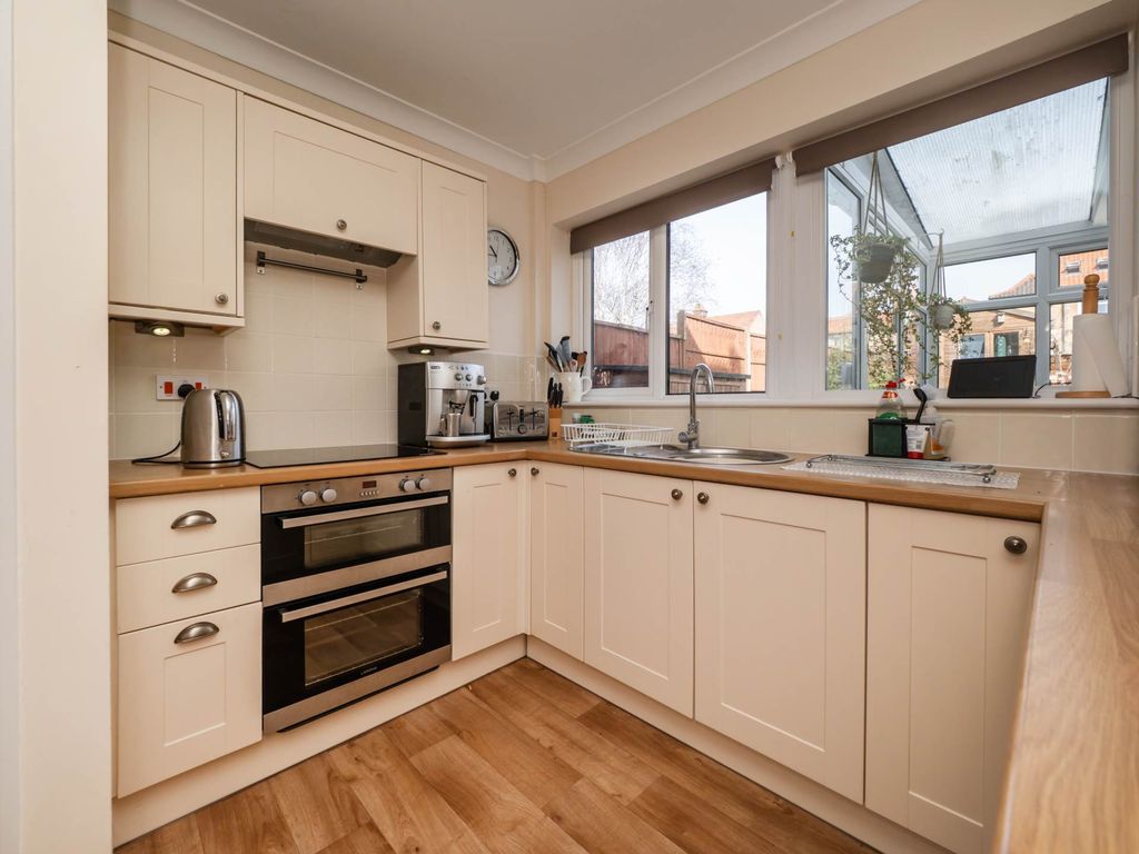 Property photo 3 of 29