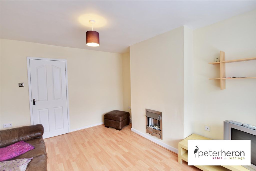 Property photo 3 of 9 Living Room