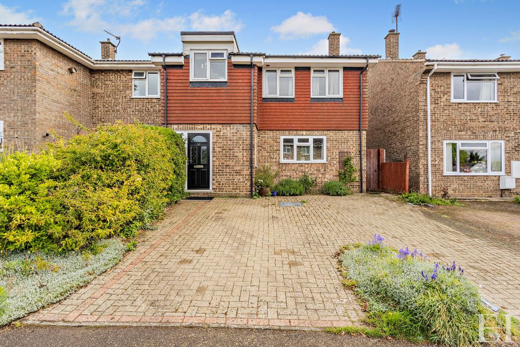 Property photo 1 of 26 8645641-Exteriorwm08-800