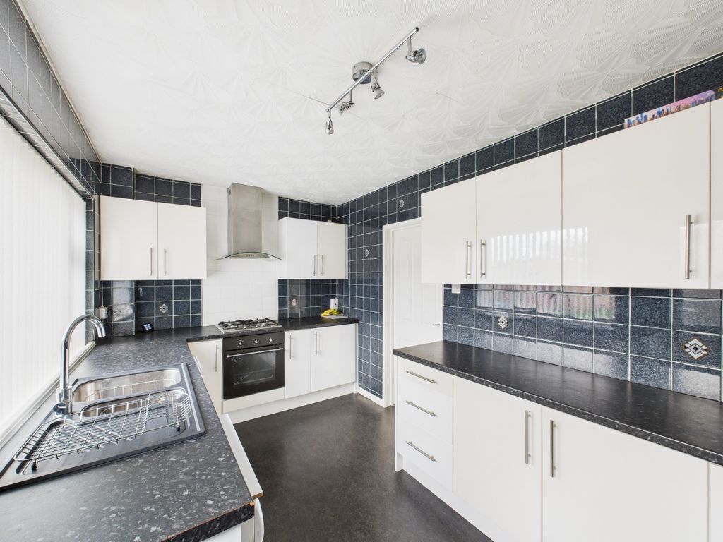 Property photo 2 of 12 4802224