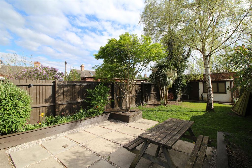 Property photo 2 of 13 Garden 1 .Jpg