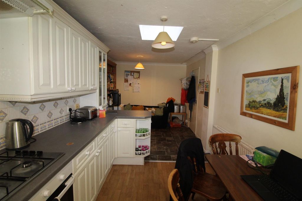 Property photo 2 of 12 Kitchen Lounge.Jpg