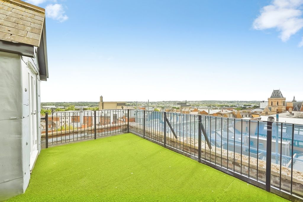 Property photo 1 of 15 1
